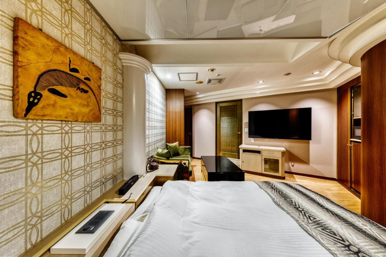 Hotel Artia Dinosaur Machida -Adult Only Kamiseya Εξωτερικό φωτογραφία